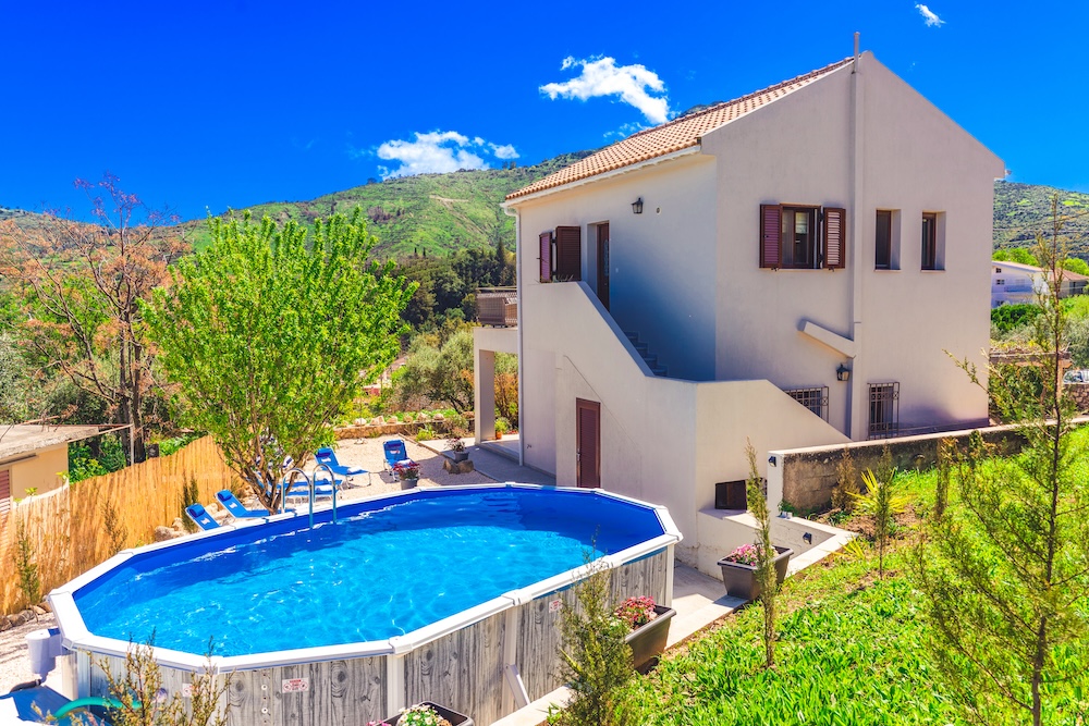 Richmond Villa Greece 2024 - Visit Greece And Book This Villa For Family Holidays - Edited By KW Creative - Kent Wynne & Richmond Villa Greece (C)